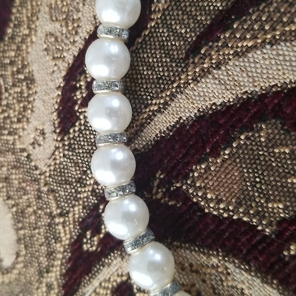 Pearl Rhinestone Headband - Picture 2 of 4